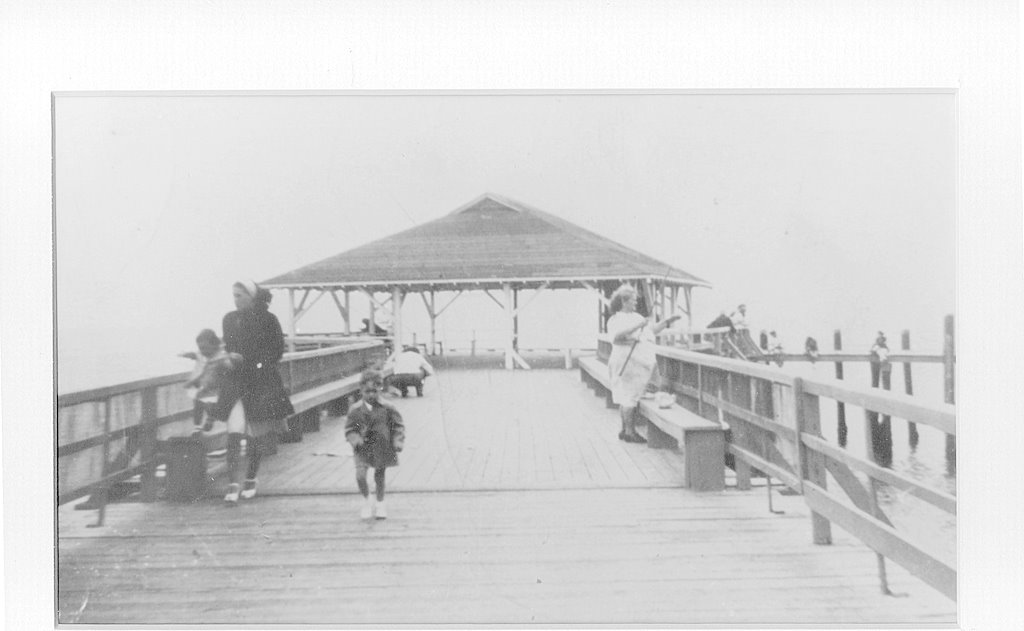 1950x Pier.jpg